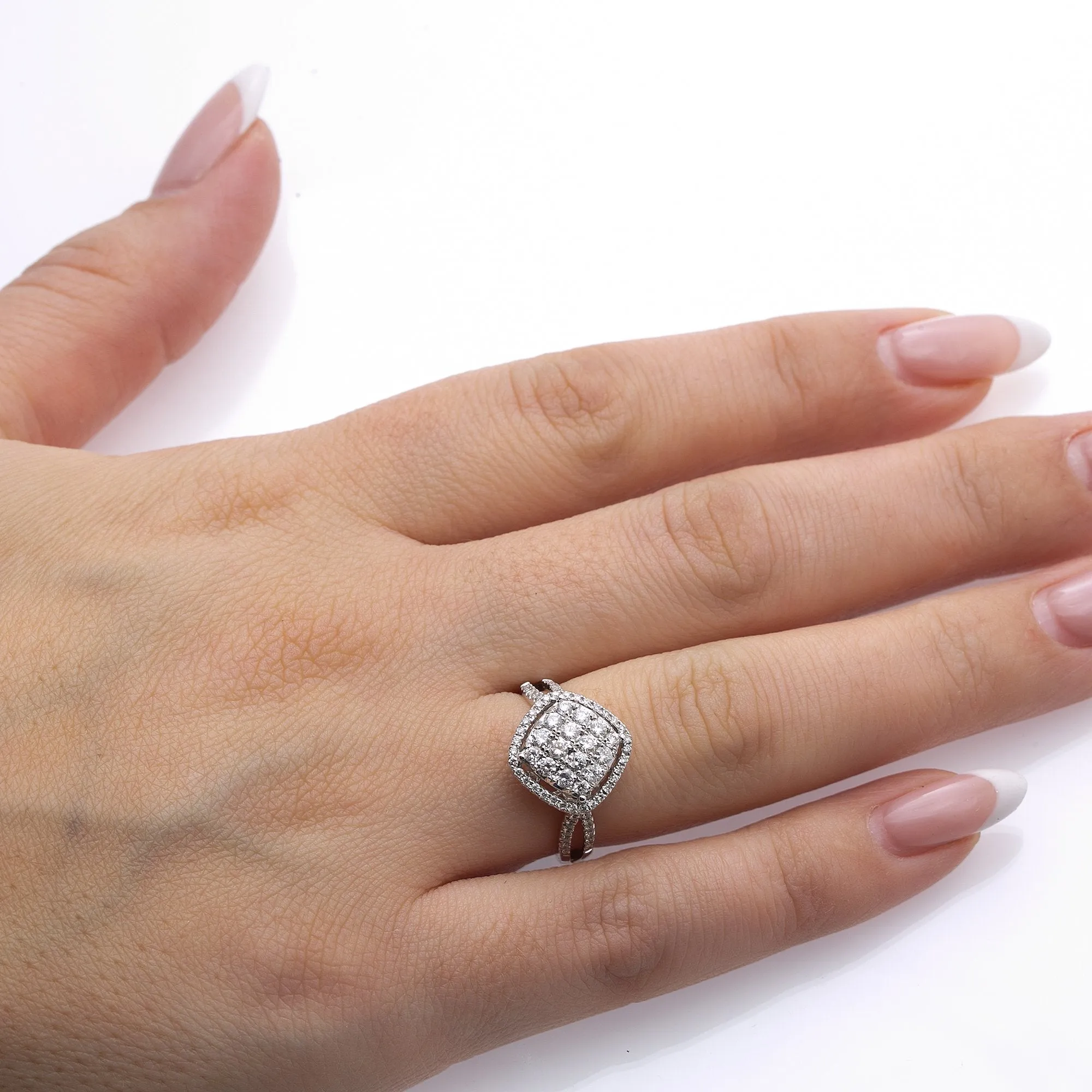 White Gold Ring 0.80 CT 18k Ladies