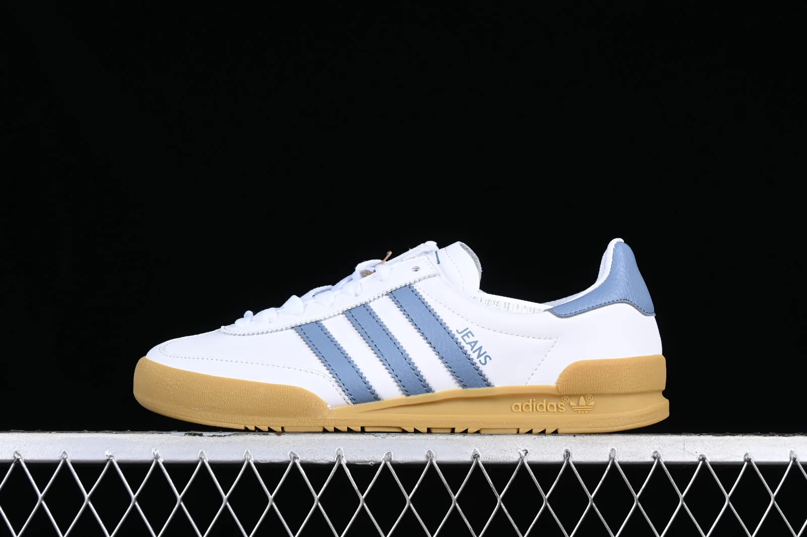 Adidas Originals Jeans Cloud White Blue Gum F36114