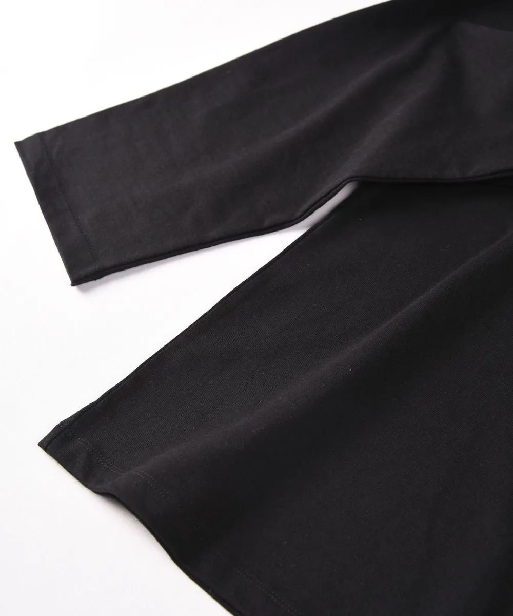 Black 3/4 Sleeve Tee by Momotaro