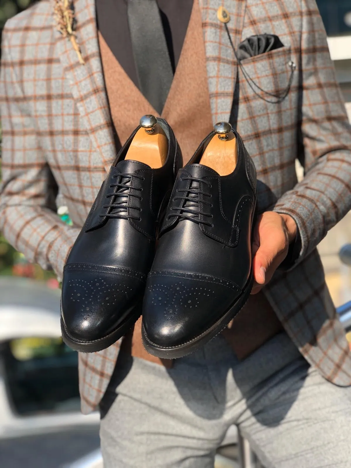 Black Laced Cap Toe Oxfords