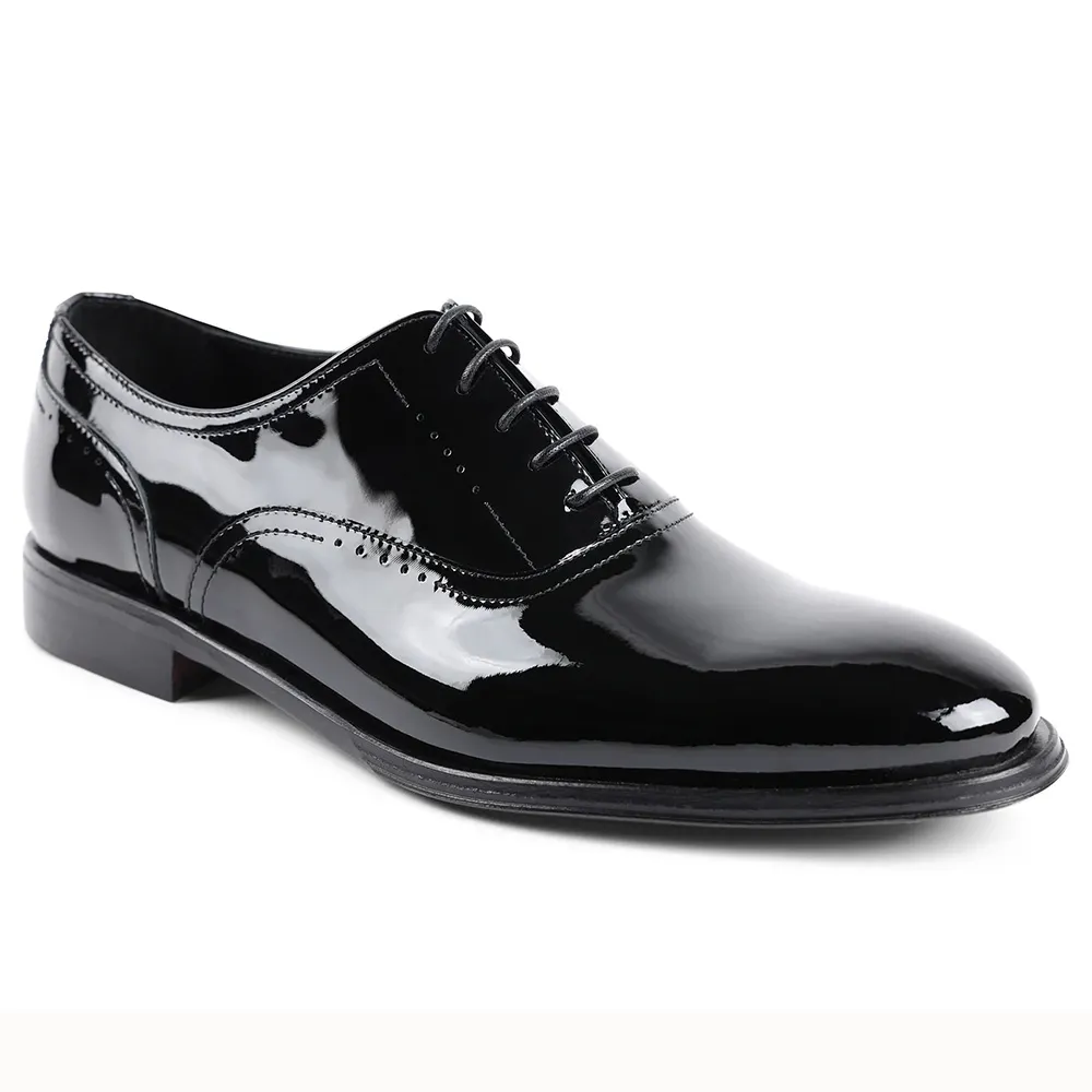 Arno Sera Plain-toe Balmoral Oxfords Black