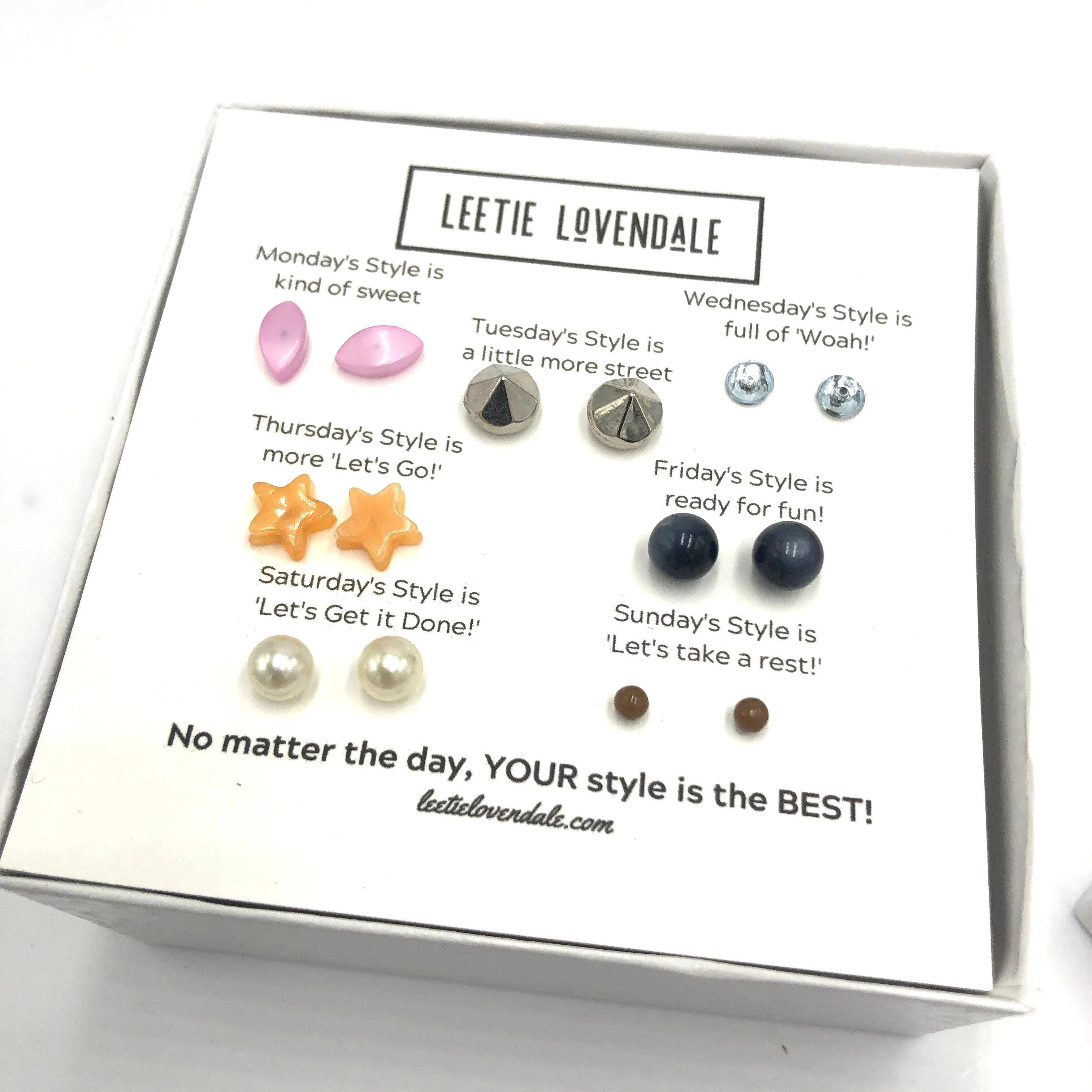 Days of the Week Style Earring Studs Set