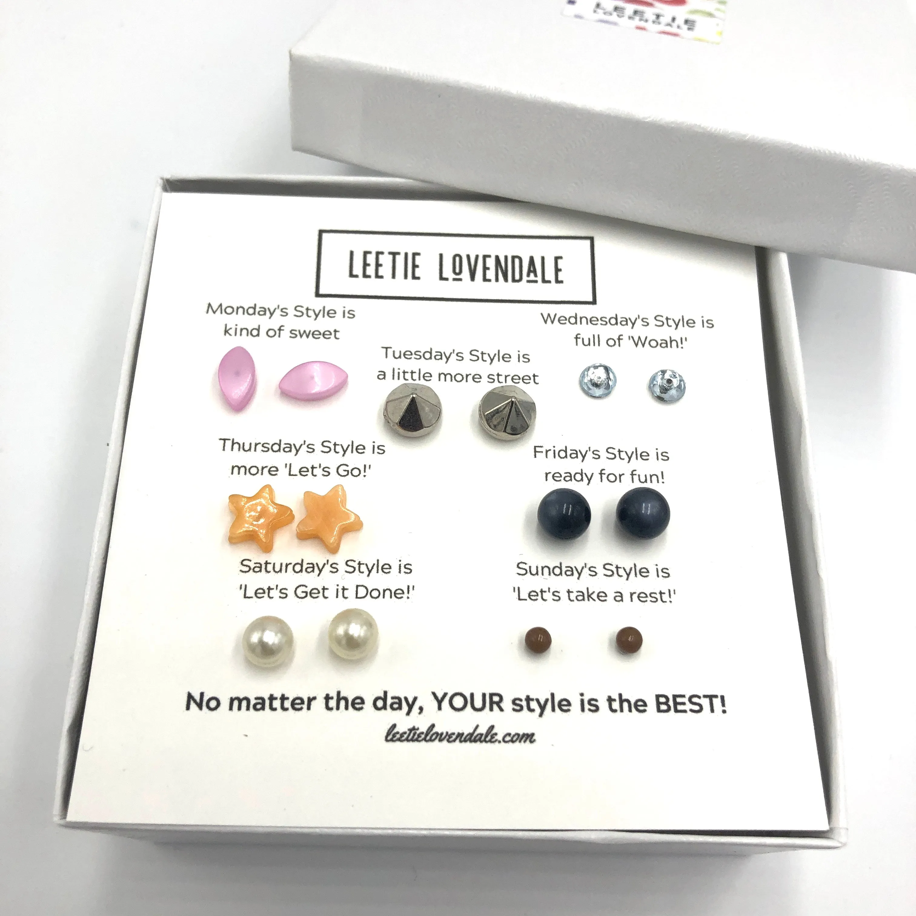 Days of the Week Style Earring Studs Set