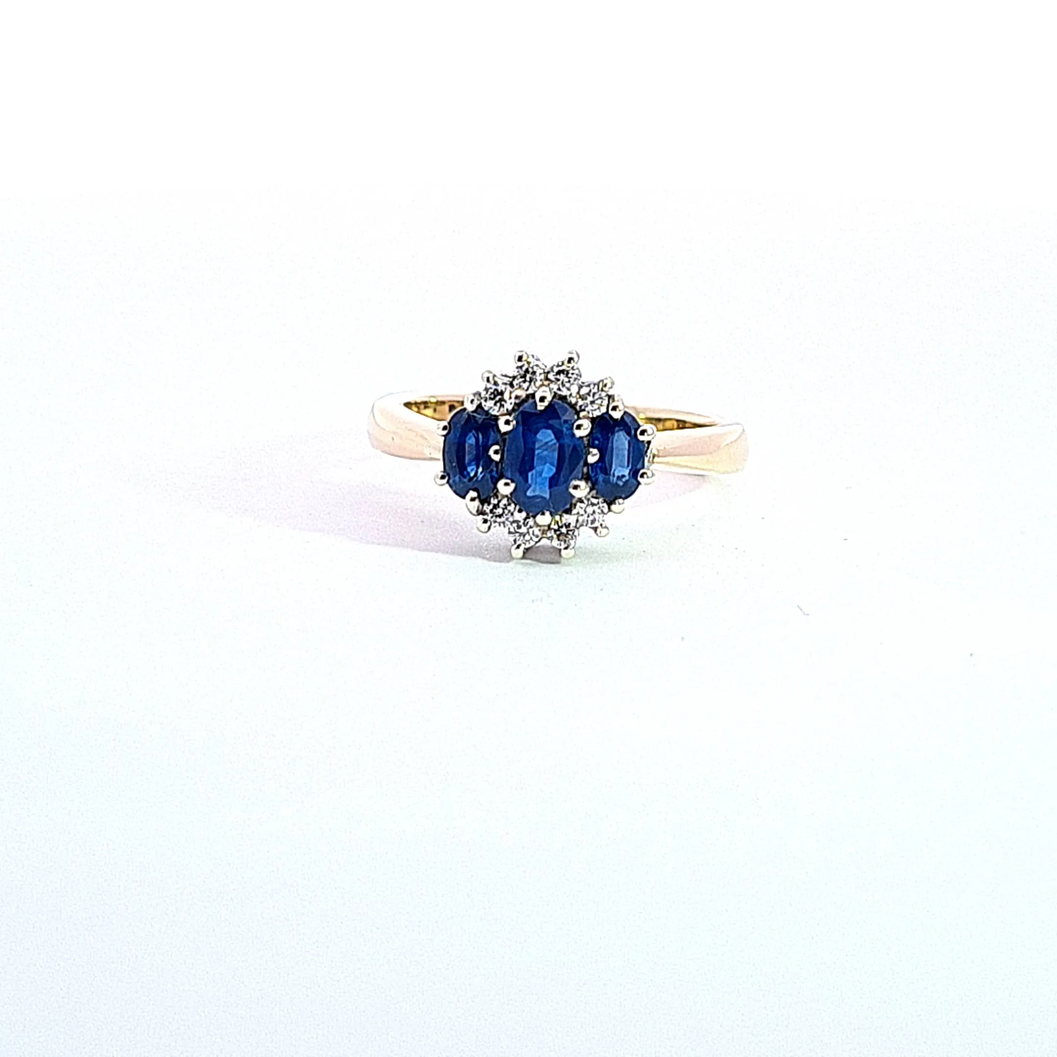 Diamond & Sapphire ladies ring 37015