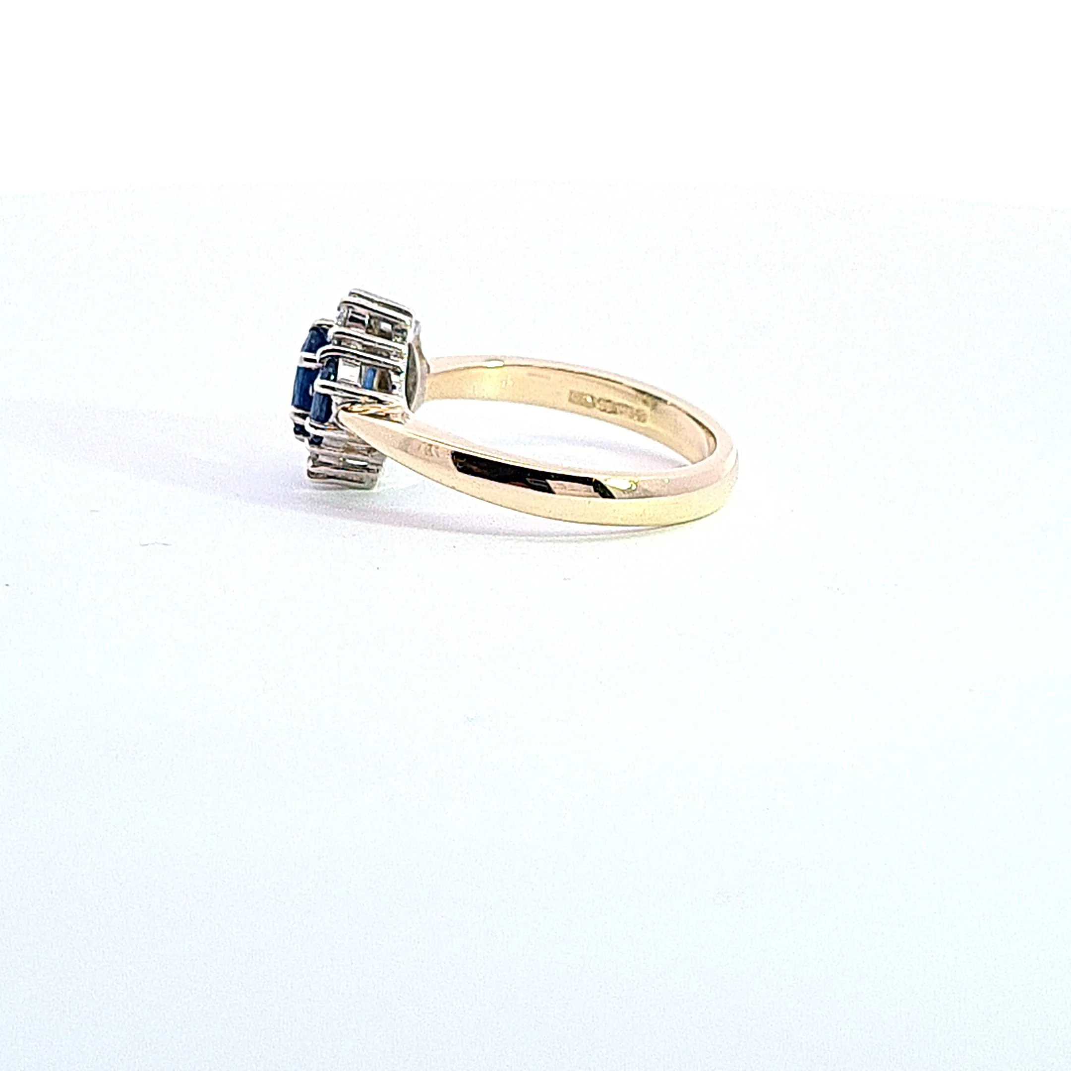 Diamond & Sapphire ladies ring 37015