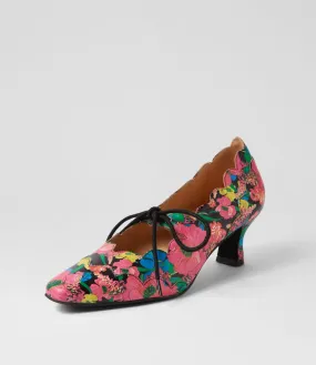 DJANGO & JULIETTE Caddie Black Flowermania Leather Mary Jane Heels