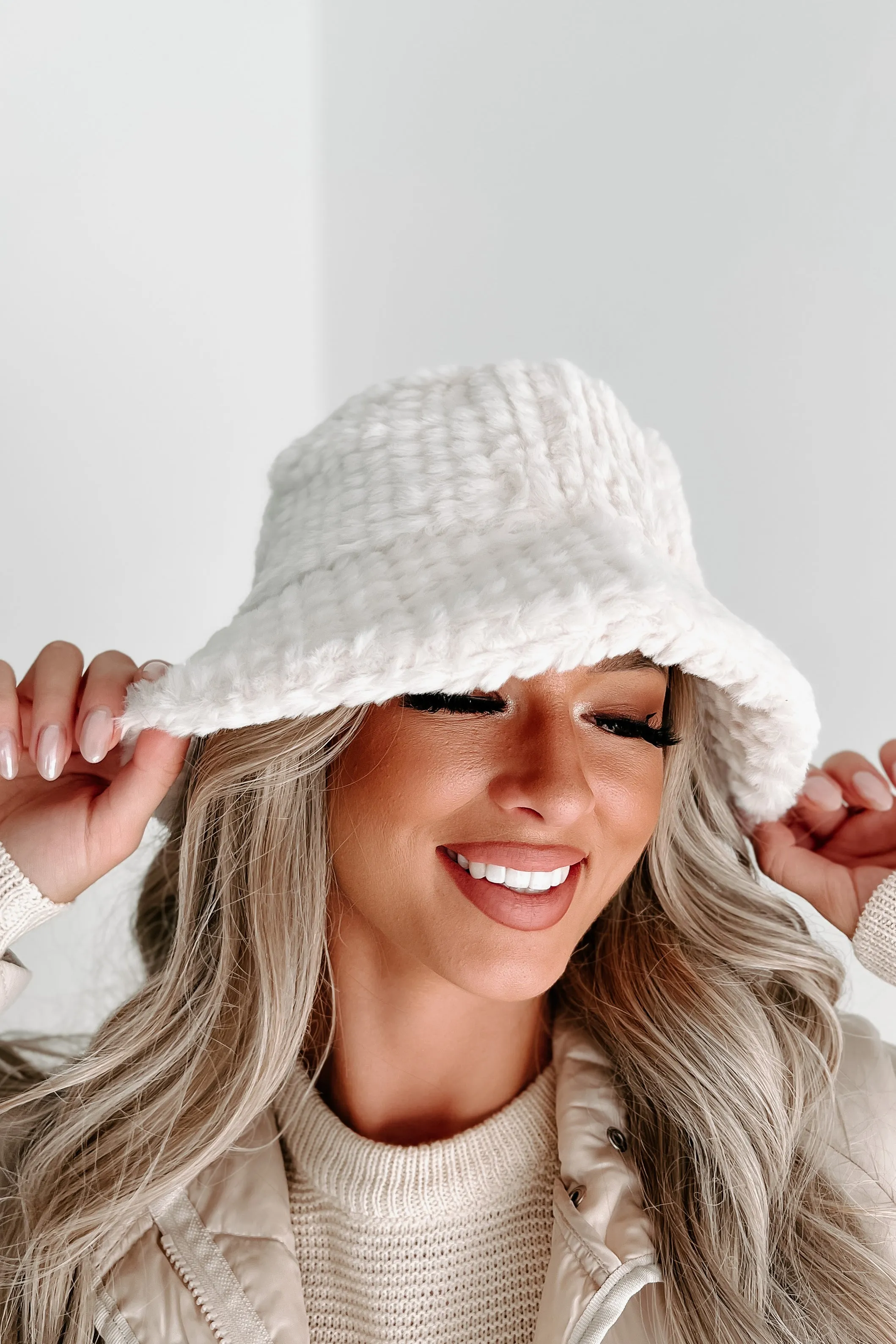 Doorbuster- Warm & Fuzzy Feelings Faux Fur Bucket Hat (Ivory)