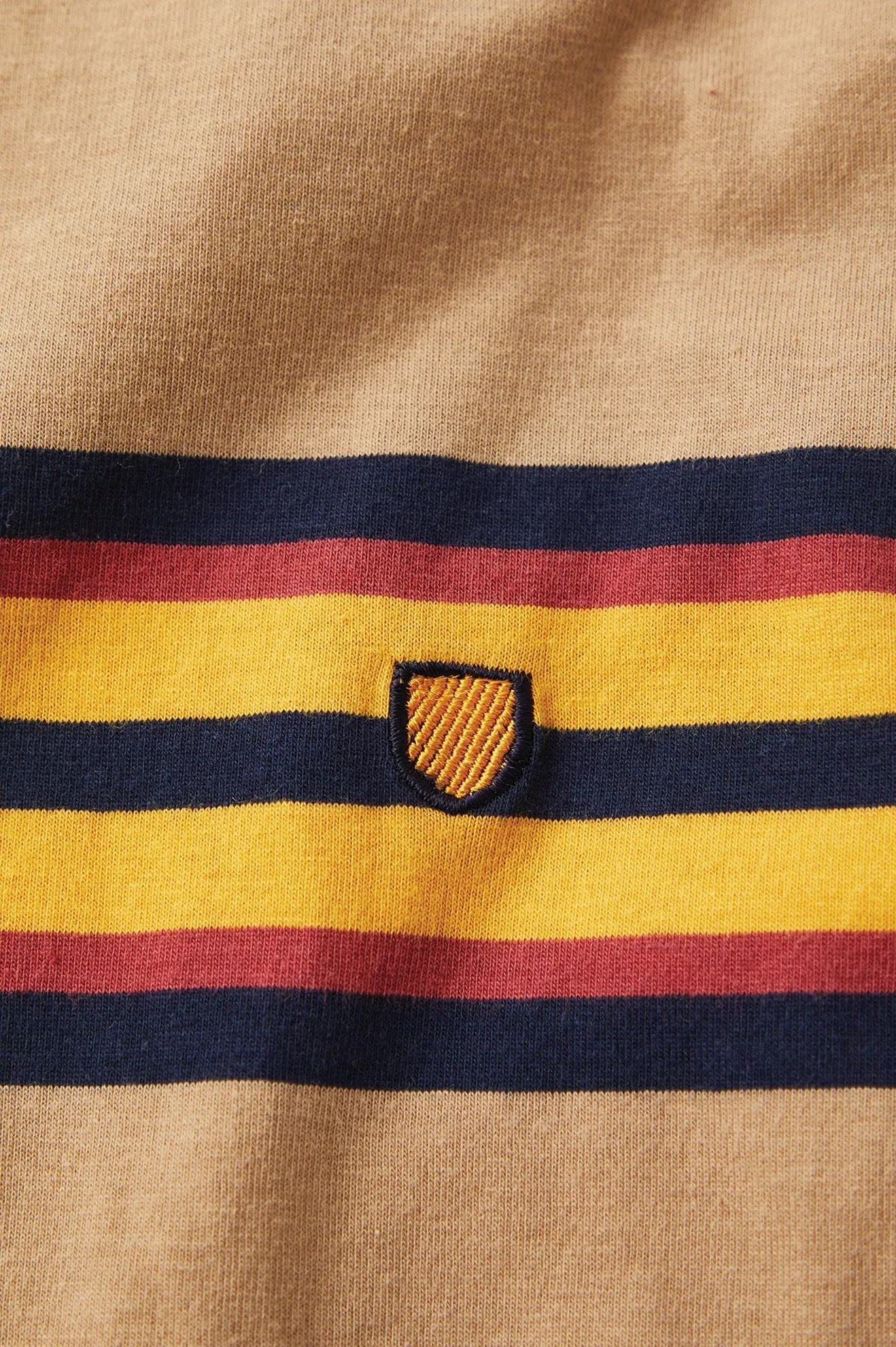 Hilt Shield S/S Knit - Tan/Golden Glow/Navy