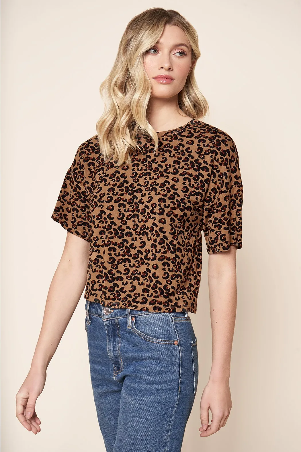 Lea Leopard Everyday Cropped Jersey Knit T Shirt