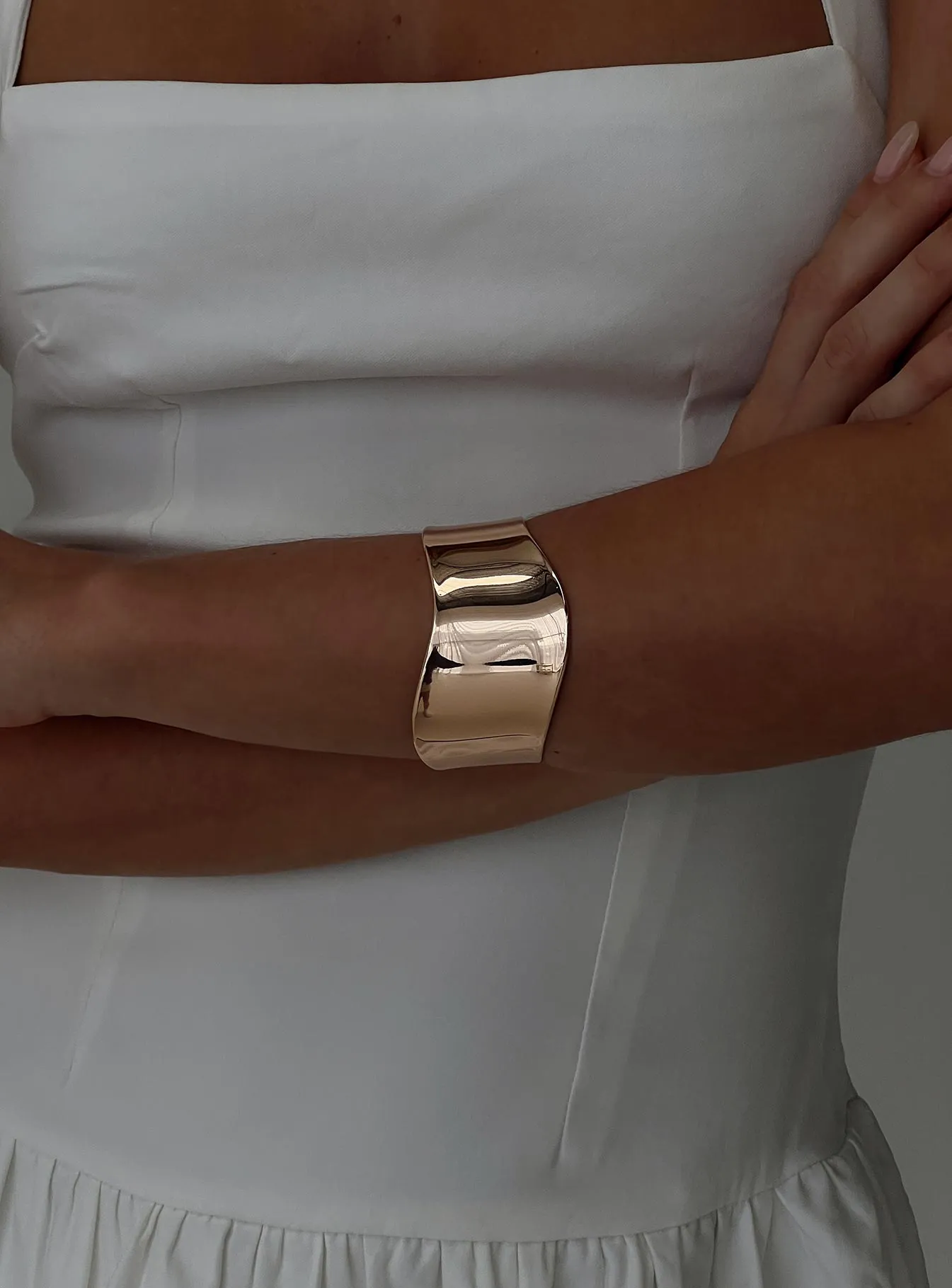 Manhattan Girl Cuff Gold