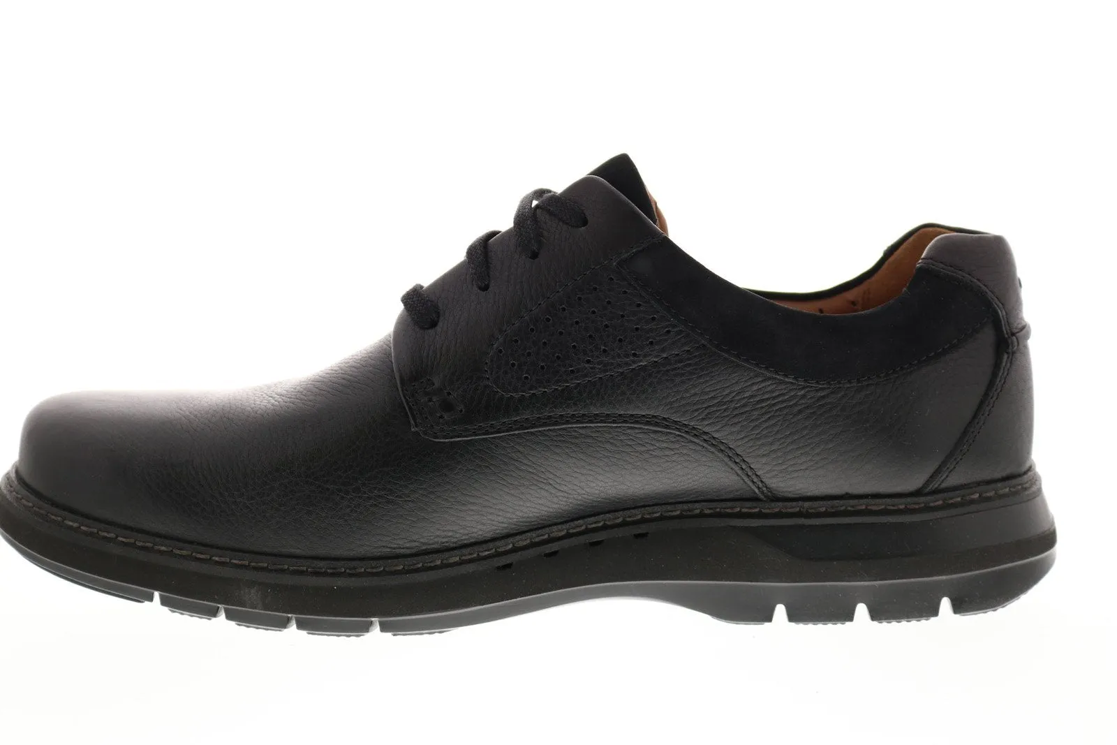 Men's Black Wide Oxfords by Clarks Un Ramble Lo 26136992