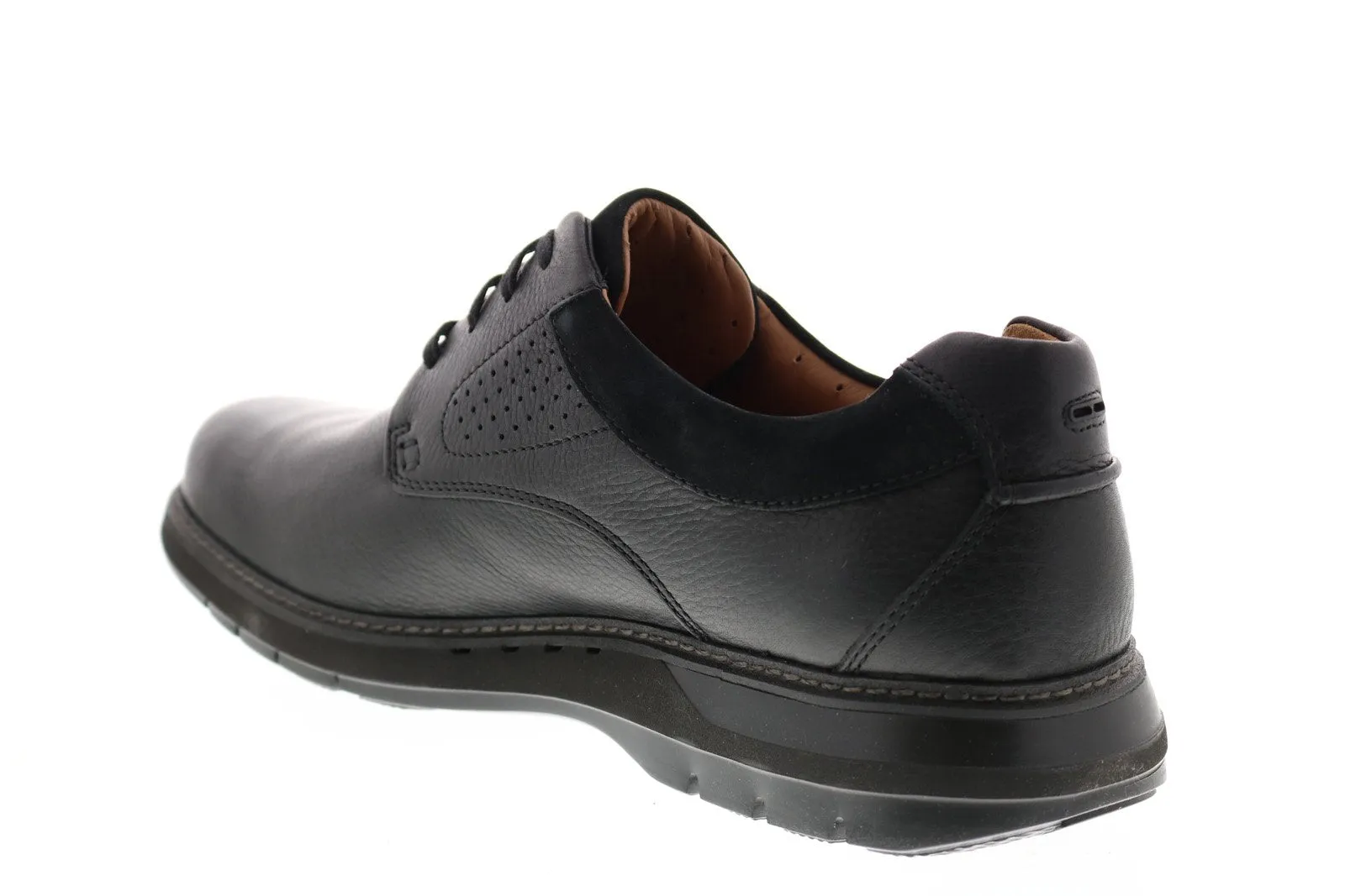 Men's Black Wide Oxfords by Clarks Un Ramble Lo 26136992