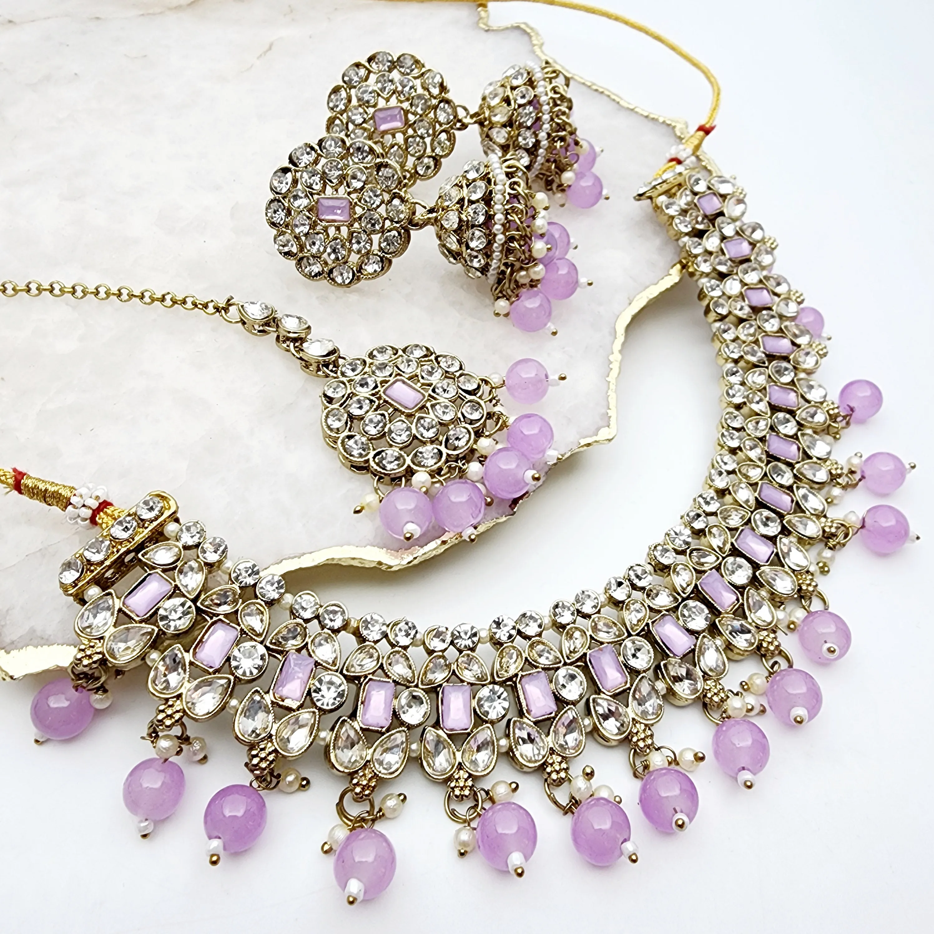 Darvina Necklace Set