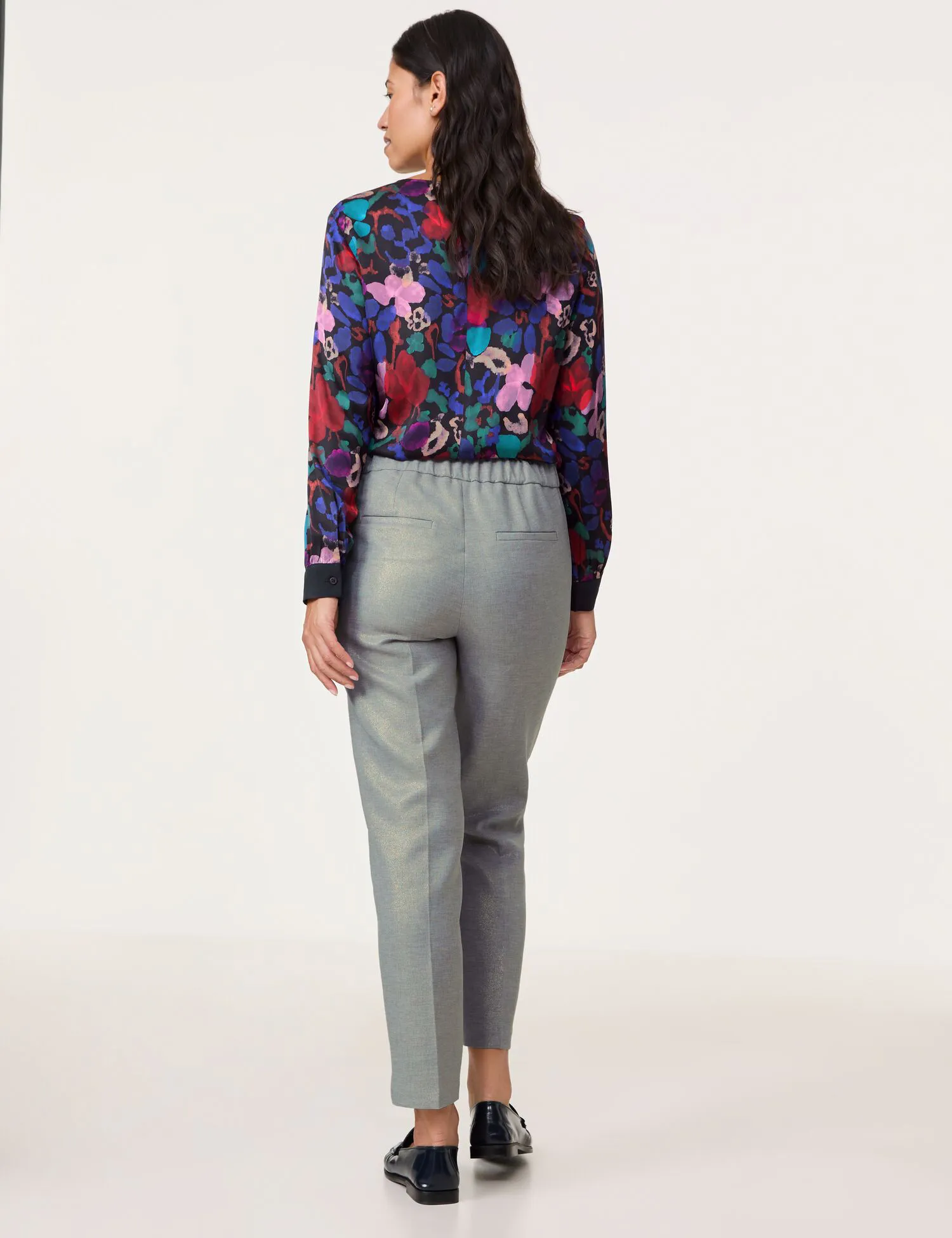 Pull-on trousers with a glitter finish