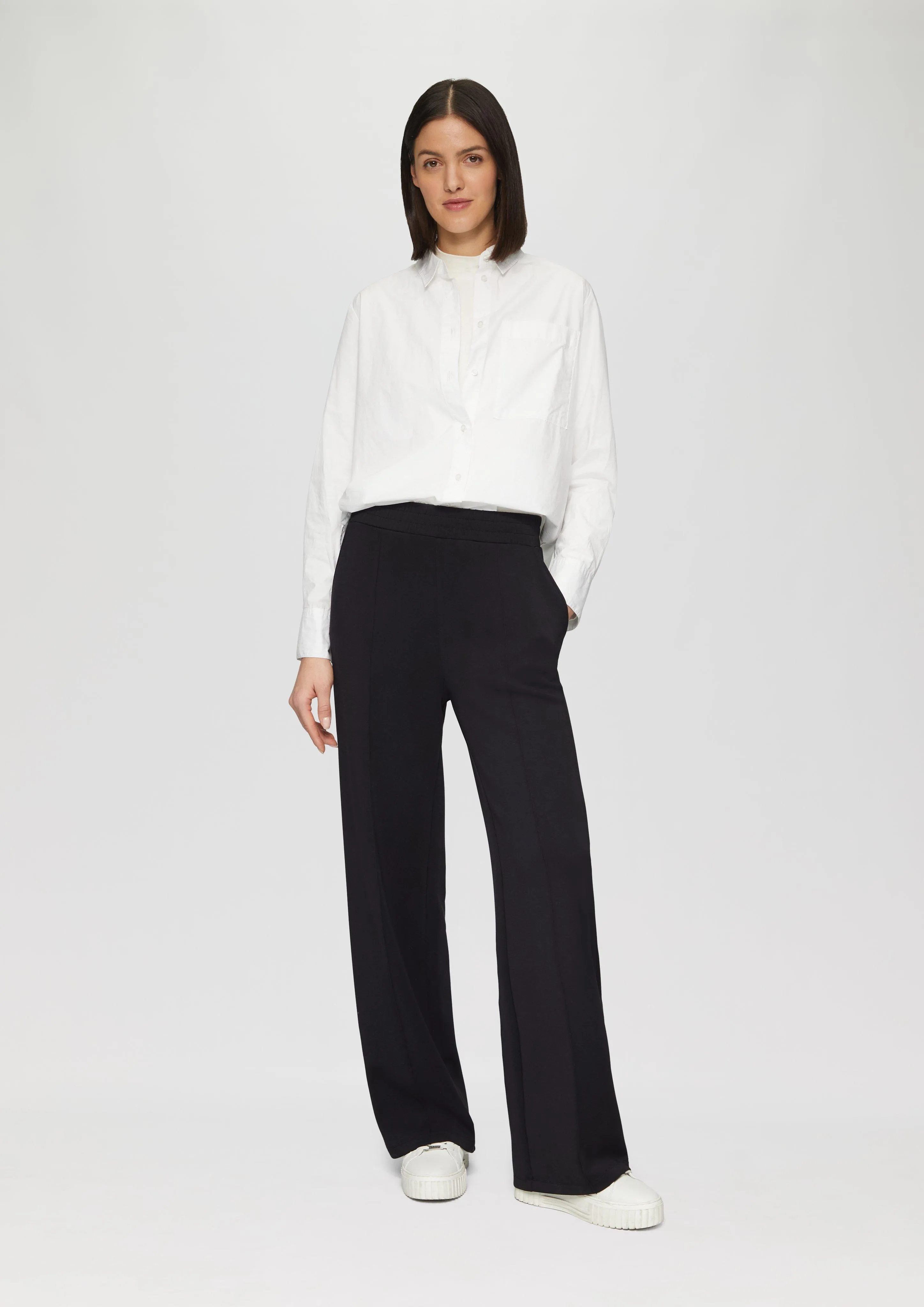 Regular fit: scuba trousers with a wide leg