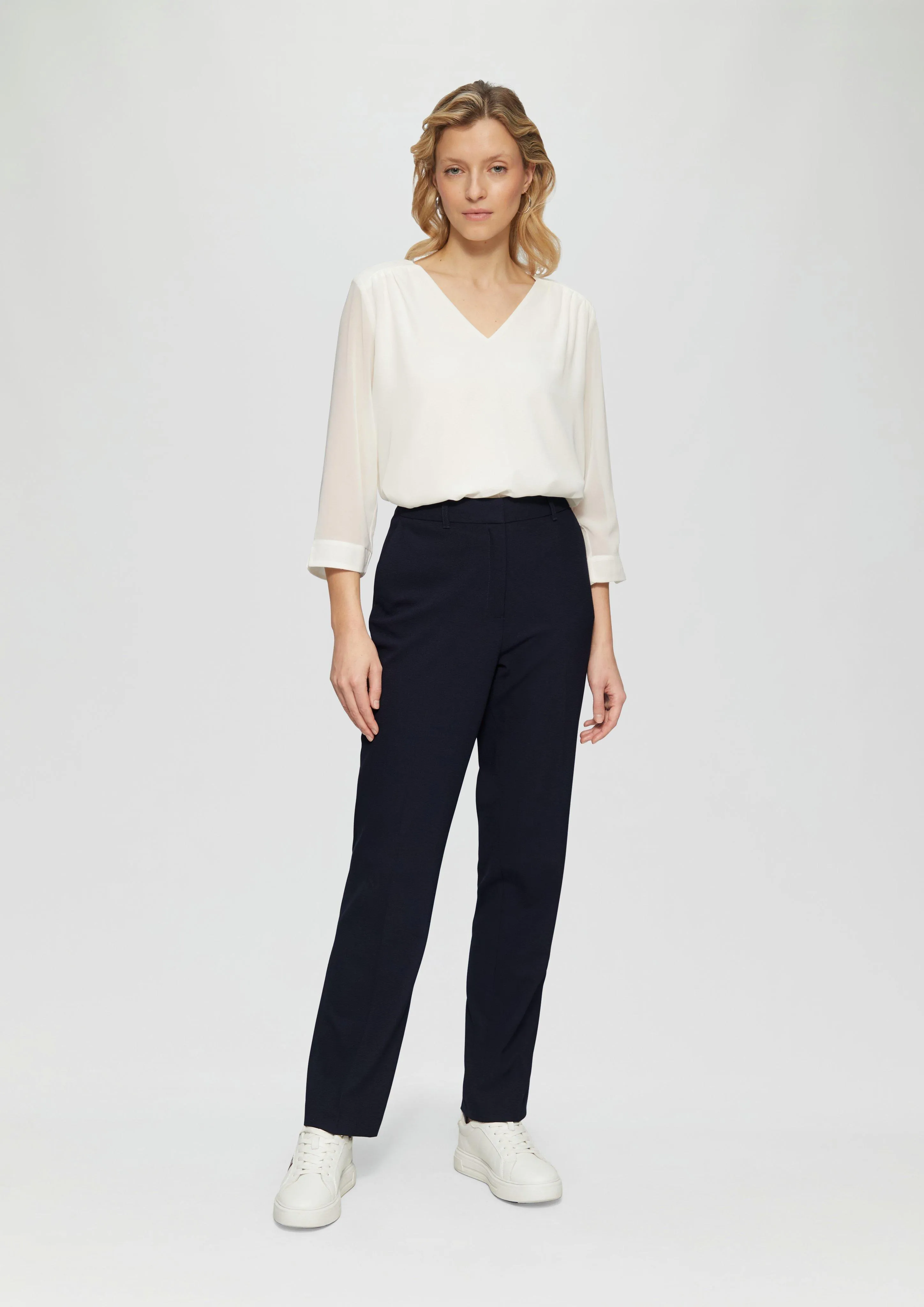 Regular fit: Straight leg trousers with a waffle piqué texture