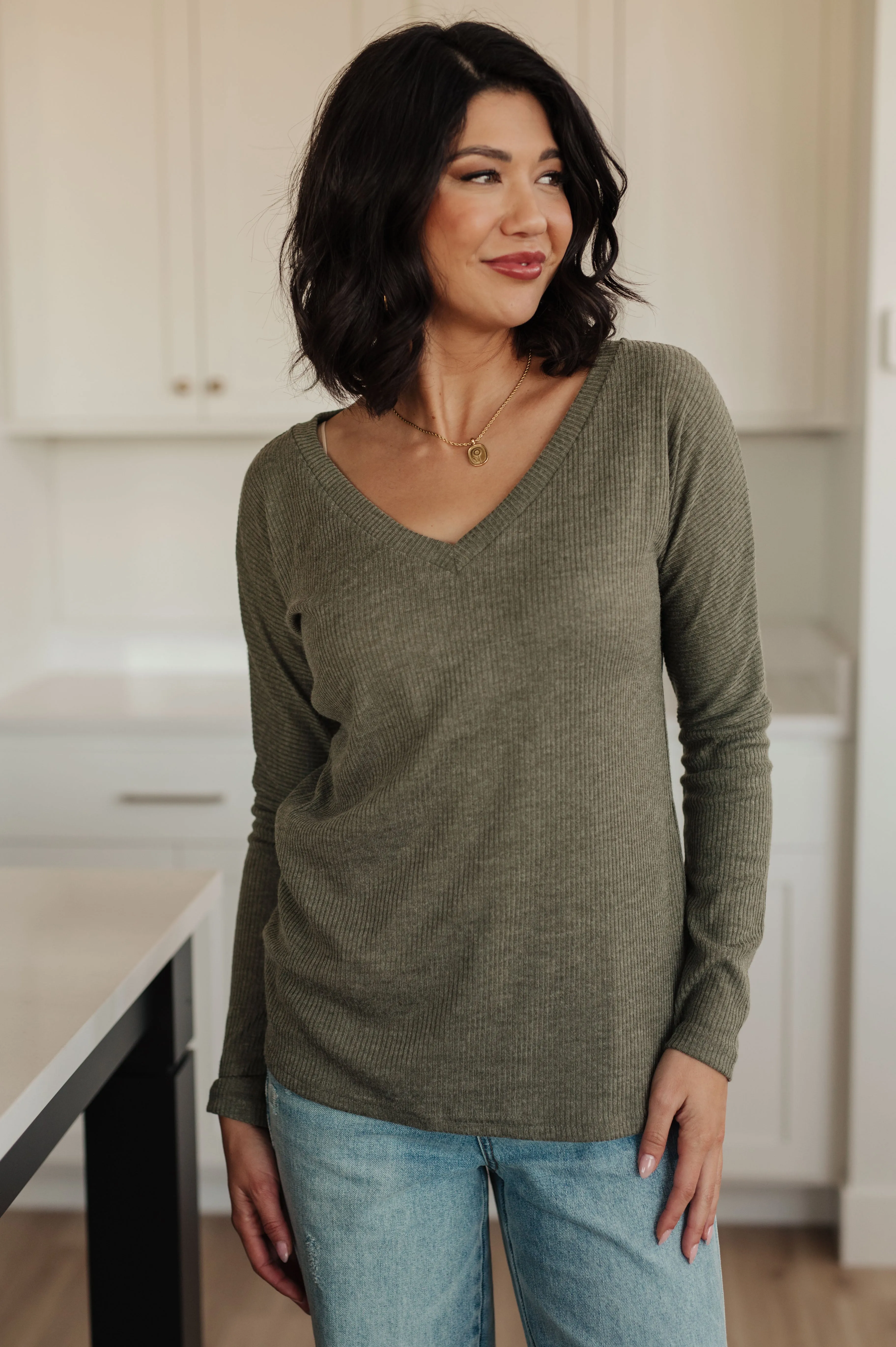 Ribbed Knit V-Neck Long Sleeve Top