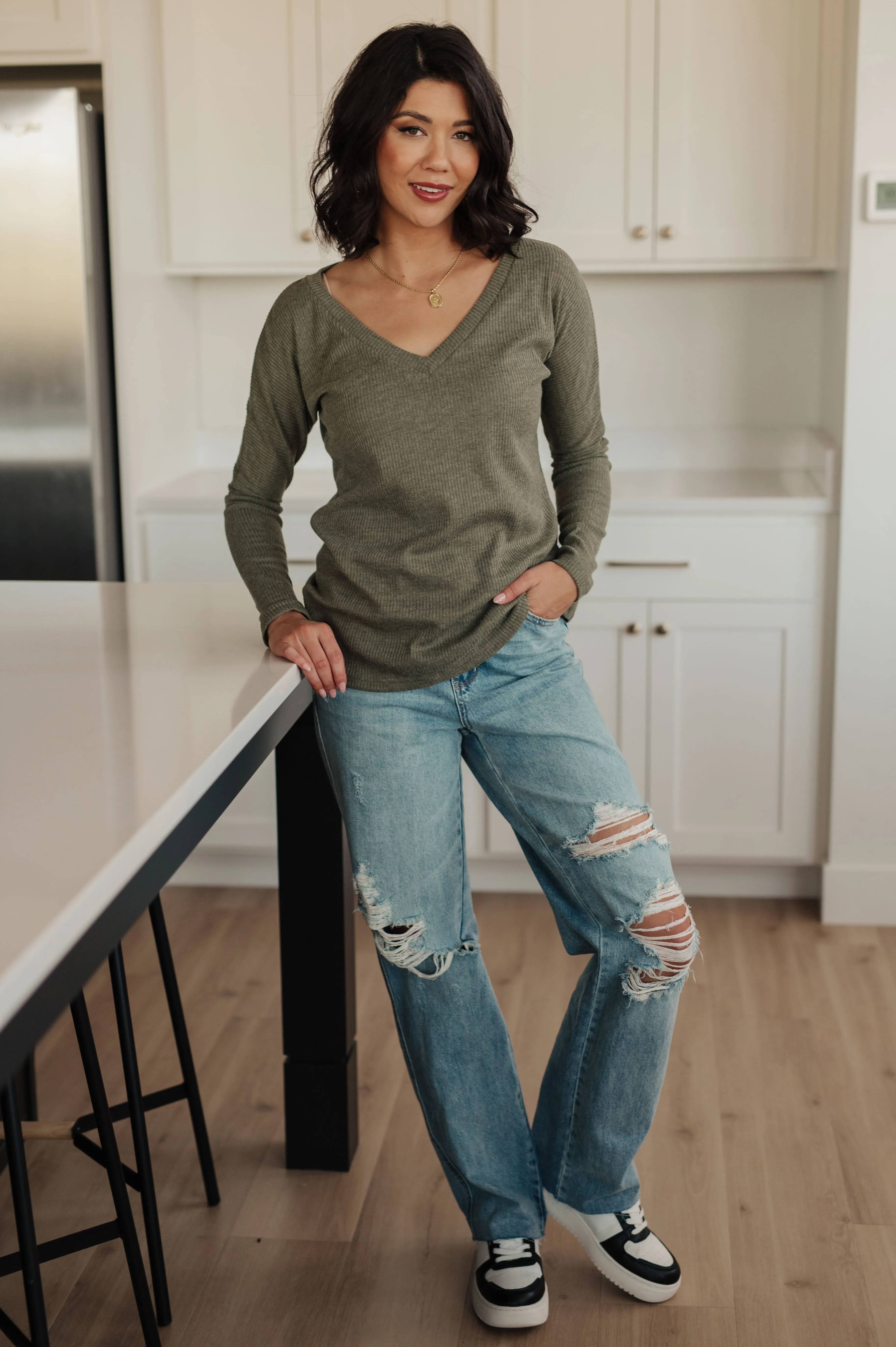 Ribbed Knit V-Neck Long Sleeve Top