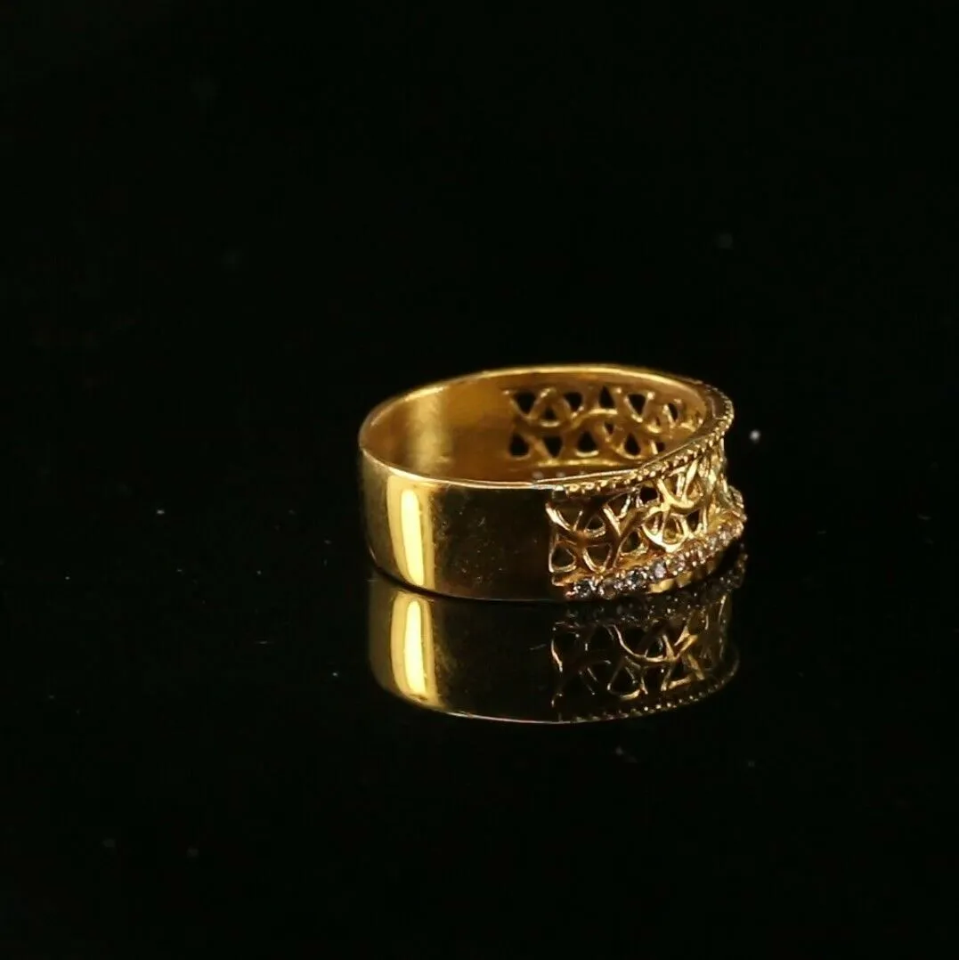 22k Solid Gold Ring with Elegant Charm for Women - Simple Design, Size 8 - RESIZABLE r2093