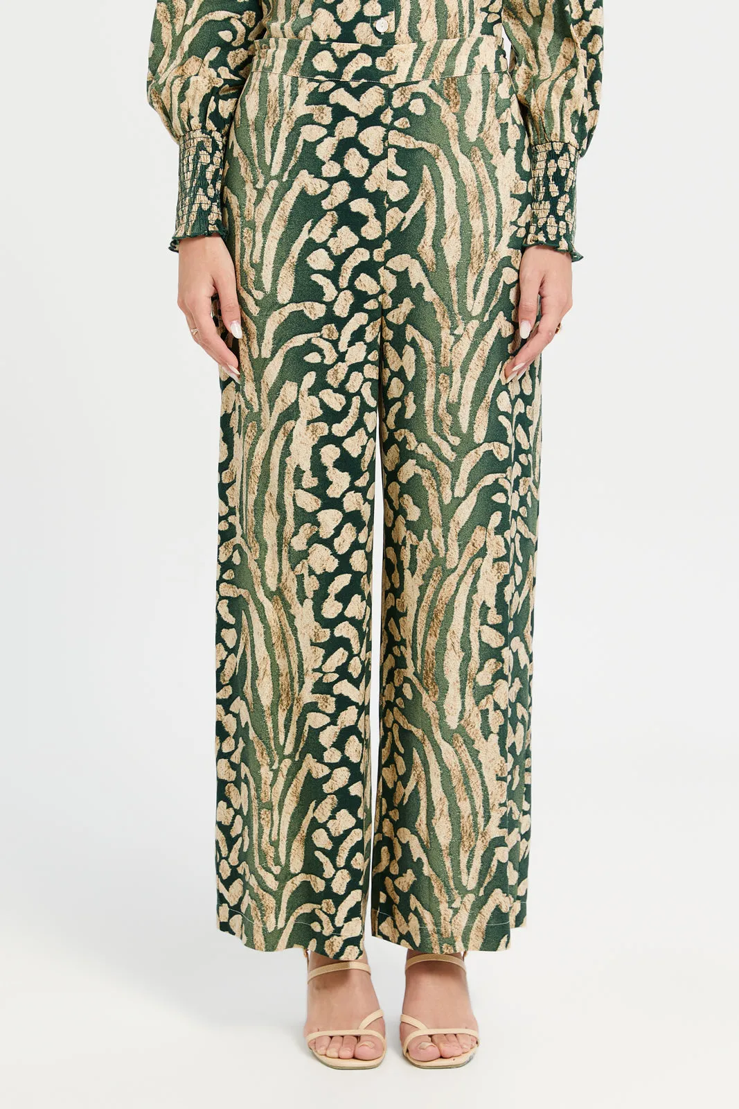 Women Olive And Beige Printed Trousers