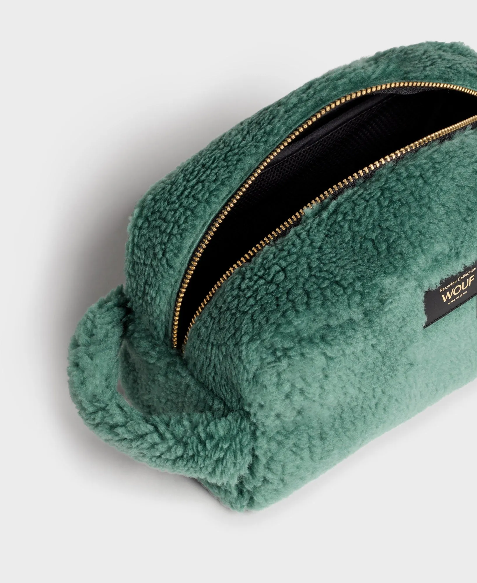 Wouf   Moss Toiletry Bag