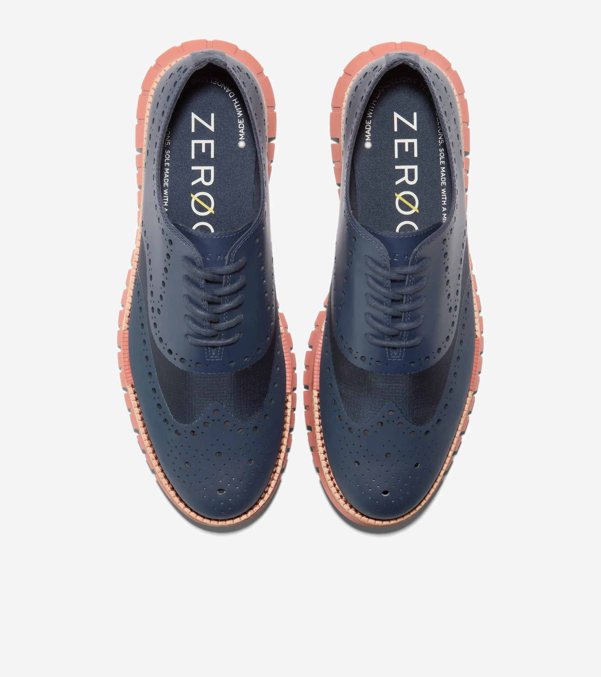 ZERØGRAND Wingtip Oxfords with No Stitch Design